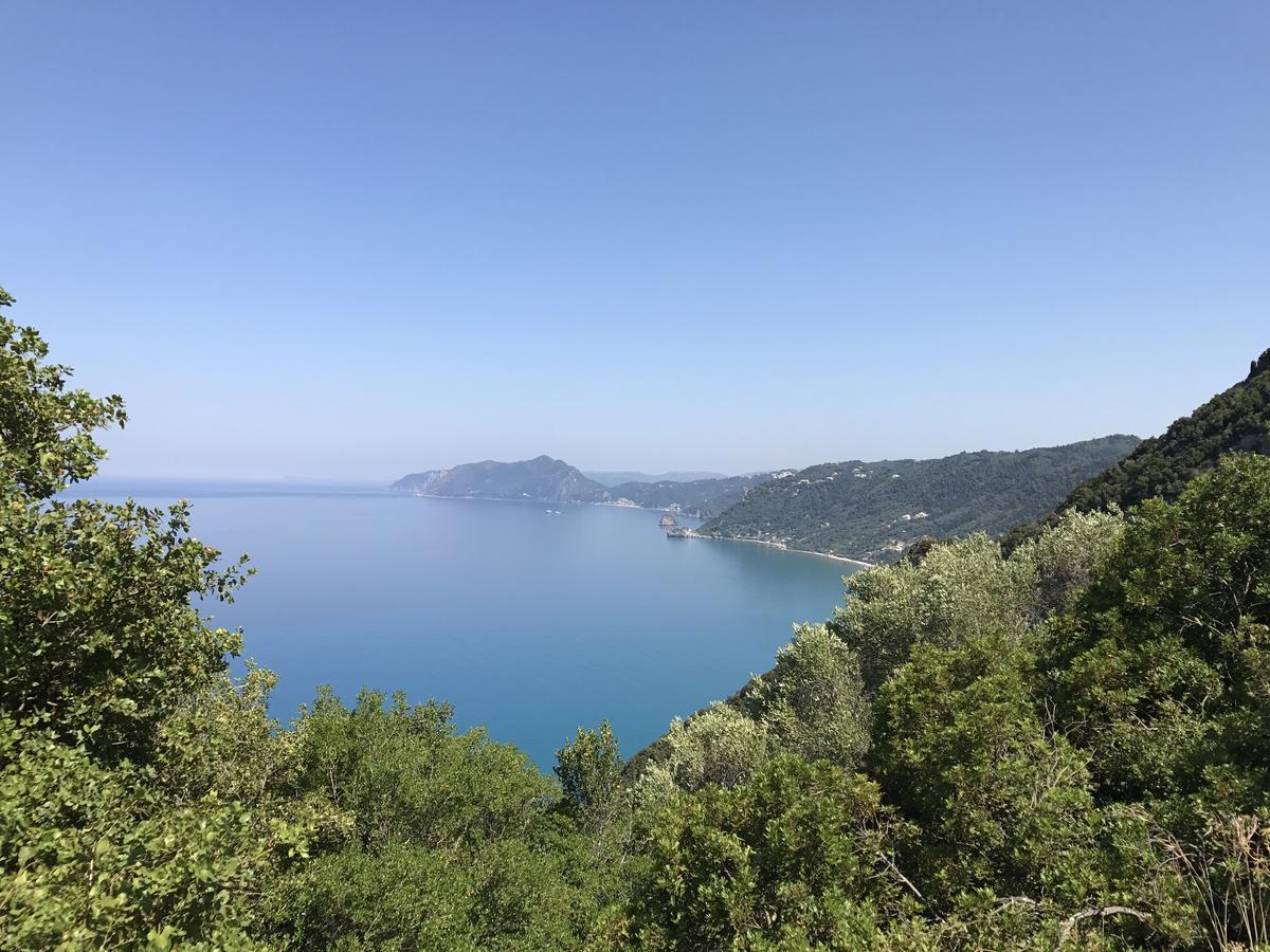 Theea Cottage - Wonderful Sea Views Chlomos Экстерьер фото
